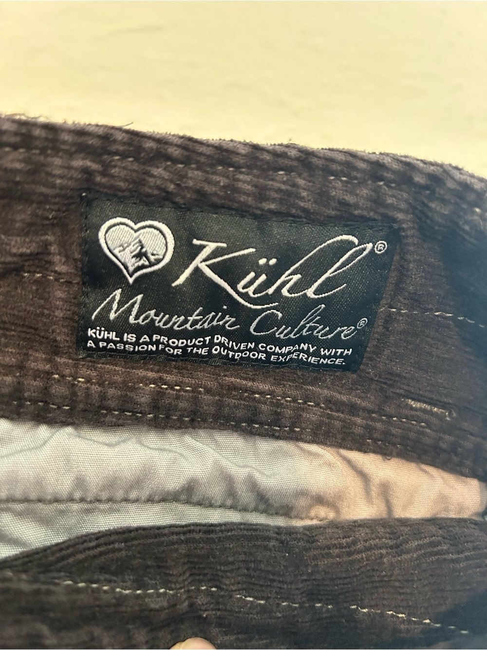 Kuhl Women's Black Corduroy Straight Leg Pants Size 10 Hiking Camping Outdoorsy - Picture 3 of 7